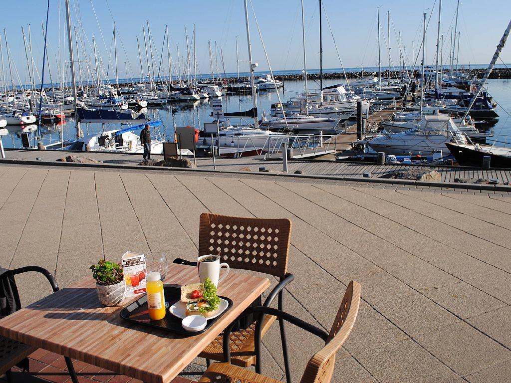 Fewo Strandstrasse - Fuehrt Auf Die Schoene Ostsee-Seebruecke Ostseebad Kühlungsborn Exterior foto
